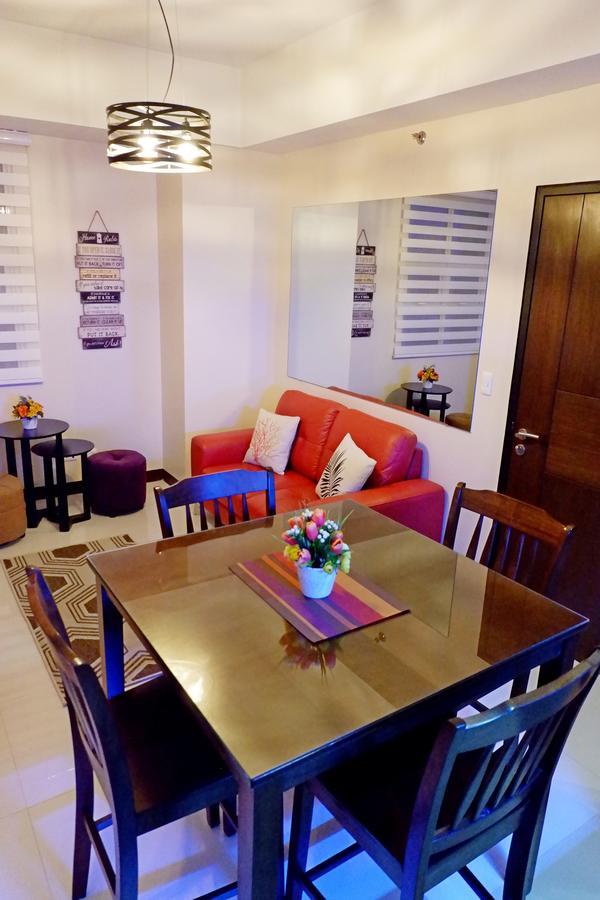 Travellers 101 Condo Near Manila Airport Exterior foto